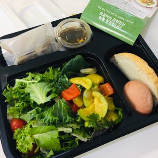 참살이도시락 작심삼일 샐러드도시락 3개 맛보기 새벽배송 또는 택배배송 — 5점을 준 리뷰어가 2021년 8월 올린 사용 사진