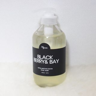 빅그린 니치 퍼퓸 바이옴바디워시 500ml(상탈, 블랙베리&베이, 블랑쉐 3종 중 택1) — 5점을 준 리뷰어가 2022년 7월 올린 사용 사진