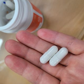 프리마인 성큼다가온 봄, 이너뷰티를 챙겨야 피부도 화사하게, 컨디션도 활기차게. 흡수율을 높인 고효율 비타민. — 4점을 준 리뷰어가 2022년 4월 올린 사용 사진