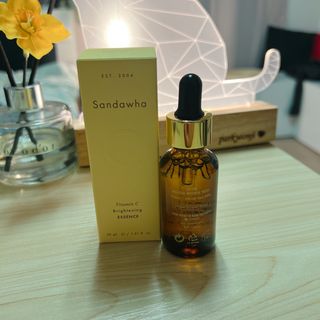 스킨큐어 산다화 비타민c 화이트닝 에센스 30ml — 5점을 준 리뷰어가 2022년 2월 올린 사용 사진