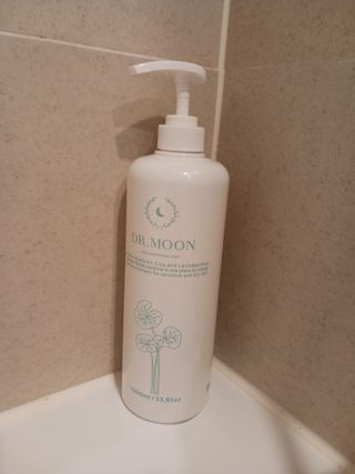 [닥터문] 센텔라 시카케어 화이트머스크 바디워시 1000ml — 5점을 준 리뷰어가 2023년 7월 올린 사용 사진