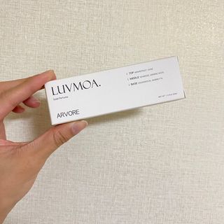 러브모아 향수 고체향수 승무원 고체향수 바르는 향수 니치향수 도손 우드세이지 앤 씨솔트 — 5점을 준 리뷰어가 2022년 9월 올린 사용 사진