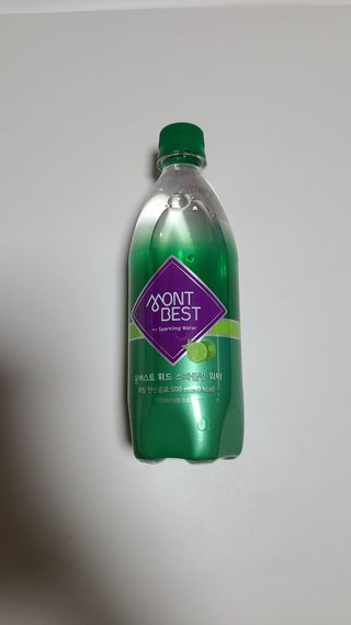 몽베스트 Montbest with Sparkling water Lime20병 — 5점을 준 리뷰어가 2021년 10월 올린 사용 사진