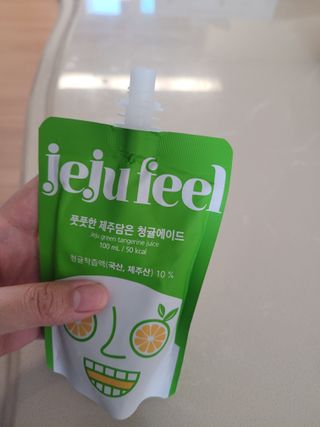 JEJUFEEL 풋풋한 제주담은 청귤에이드 — 5점을 준 리뷰어가 2022년 10월 올린 사용 사진