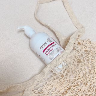 아미니 아크네 퓨어카밍 바디워시 500ml — 4점을 준 리뷰어가 2021년 6월 올린 사용 사진