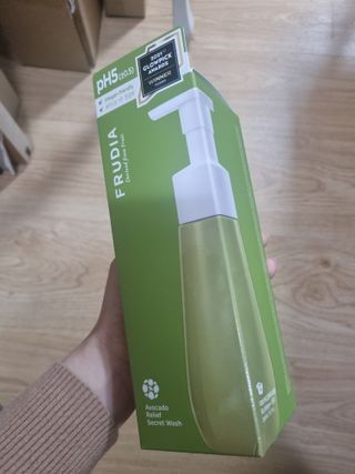 [후르디아] 아보카도 약산성 비건 여성 청결제 — 5점을 준 리뷰어가 2021년 12월 올린 사용 사진