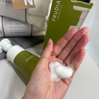 [후르디아] 아보카도 약산성 비건 여성 청결제 — 5점을 준 리뷰어가 2022년 3월 올린 사용 사진