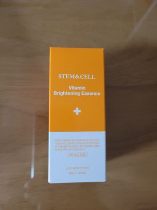 체르엠 스템앤셀 비타민 브라이트닝 에센스 30ml 1개 — 5점을 준 리뷰어가 2021년 9월 올린 사용 사진