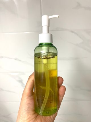 스킨큐어 산다화 순한 클렌징 동백 오일 200ml — 5점을 준 리뷰어가 2023년 3월 올린 사용 사진