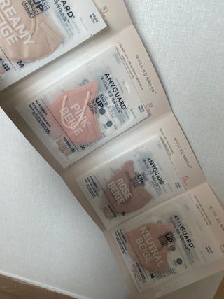애니가드 셋업메베마스크 (대형 4컬러 + 중형 4컬러) — 5점을 준 리뷰어가 2022년 4월 올린 사용 사진