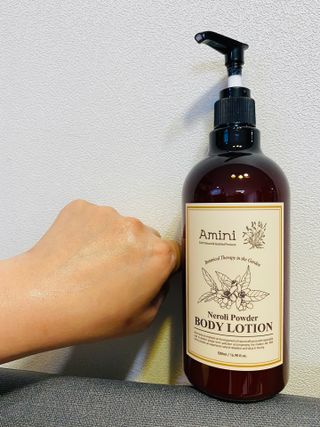 아미니 플라워테라피 바디로션  500ml 시리즈 — 4.5점을 준 리뷰어가 2021년 4월 올린 사용 사진