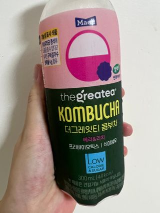 더그레잇티 콤부차 [매일유업] 더그레잇티 44kcal 콤부차 300ml *12개입 (오리지널 6개+베리리치 6개) — 5점을 준 리뷰어가 2023년 7월 올린 사용 사진
