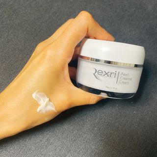 렉스리 크리에이티브 크림  Rexri Creative Cream — 5점을 준 리뷰어가 2022년 6월 올린 사용 사진