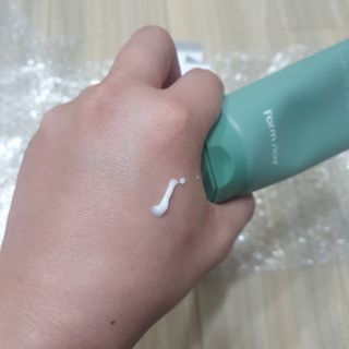 팜스테이 티트리 바이옴 카밍 아크네 폼 — 5점을 준 리뷰어가 2022년 2월 올린 사용 사진