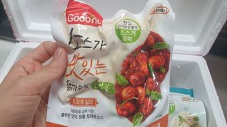 굽네몰 [굽네] 소스가 맛있는 닭가슴살 한입 볼 2종 8팩 — 5점을 준 리뷰어가 2021년 3월 올린 사용 사진