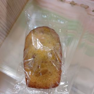 [메종콜리브리] 프랑스 마들렌 메종콜리브리 피스타치오 마들렌 2팩 — 4점을 준 리뷰어가 2021년 11월 올린 사용 사진
