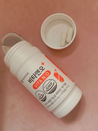 프리마인 성큼다가온 봄, 이너뷰티를 챙겨야 피부도 화사하게, 컨디션도 활기차게. 흡수율을 높인 고효율 비타민. — 5점을 준 리뷰어가 2023년 3월 올린 사용 사진