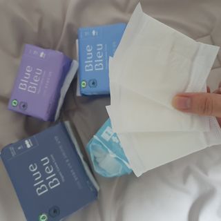 블루블루 유기농 순면 커버 생리대 — 5점을 준 리뷰어가 2021년 2월 올린 사용 사진