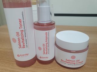 아이앤립 / EYENLIP 아이앤립 연어오일 리바이탈라이징 토너+앰플+크림 3종 세트 — 3점을 준 리뷰어가 2021년 5월 올린 사용 사진