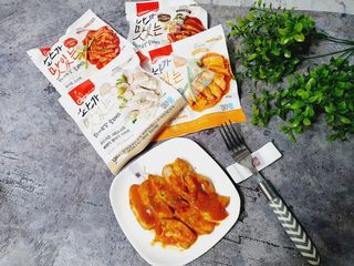 굽네몰 [굽네] 소스가 맛있는 닭가슴살 슬라이스 4종 — 5점을 준 리뷰어가 2021년 5월 올린 사용 사진
