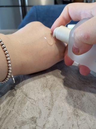 라쿰 북해도 헤어퍼퓸 (헤어에센스/오일) 100ml — 5점을 준 리뷰어가 2023년 4월 올린 사용 사진