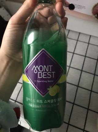 몽베스트 Montbest with Sparkling water Lemon OR Lime 20병(랜덤) — 5점을 준 리뷰어가 2021년 10월 올린 사용 사진