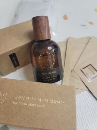 유쏘풀 익스프레 드 퍼퓸 50ml 4종  [세인트 모리츠] [베리섹시] [상탈 세콰이아] [엠포리아 코튼] 중 택 1 — 2점을 준 리뷰어가 2022년 3월 올린 사용 사진