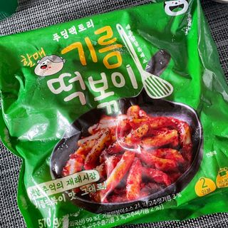 [푸딩팩토리] 떡볶이 베스트 2종_옛날 국물떡볶이 570g / 할매 기름 떡볶이  570g — 5점을 준 리뷰어가 2022년 5월 올린 사용 사진