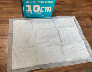 아베크 펫 와이드 프리미엄 대형 애견 강아지 배변 패드 30매 1팩 80g — 5점을 준 리뷰어가 2021년 7월 올린 사용 사진