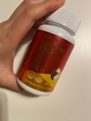 서울약사신협 간건강 실리마린 밀크씨슬 800mg, 60정 — 5점을 준 리뷰어가 2021년 11월 올린 사용 사진