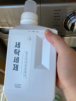 (주)바른양품 바른양품 친환경 세탁세제 1L — 5점을 준 리뷰어가 2022년 1월 올린 사용 사진