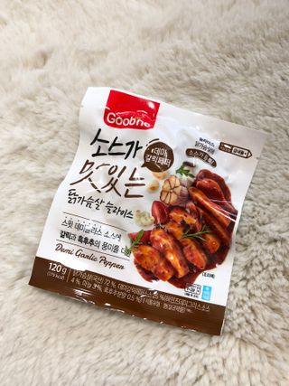 굽네몰 [굽네] 소스가 맛있는 닭가슴살 슬라이스 4종 — 4점을 준 리뷰어가 2021년 5월 올린 사용 사진
