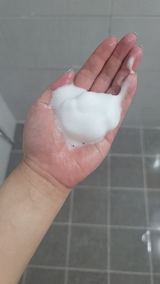 MF프리 [닥터문] 유산균 락토케어 질경초 여성청결제 200ml (폼타입) — 5점을 준 리뷰어가 2022년 5월 올린 사용 사진