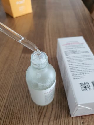 오투에니원 갈락토미세스 리바이탈라이징 프리미엄 화이트닝 에센스 50ml — 5점을 준 리뷰어가 2023년 1월 올린 사용 사진