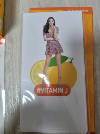 광동생활건강 [제니에디션] 비타500데일리스틱 gift set 60포+제니굿즈 3종+쇼핑백 — 5점을 준 리뷰어가 2021년 11월 올린 사용 사진