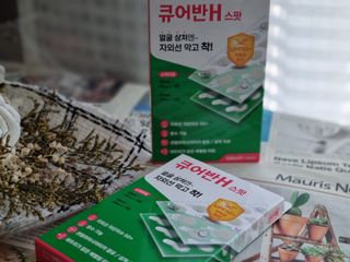 [큐어반H 스팟] 자외선 99프로 차단되는 스틱타입 스팟밴드(1팩 / 66매입) — 5점을 준 리뷰어가 2022년 11월 올린 사용 사진