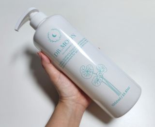 [닥터문] 센텔라 시카케어 화이트머스크 바디워시 1000ml — 5점을 준 리뷰어가 2023년 6월 올린 사용 사진