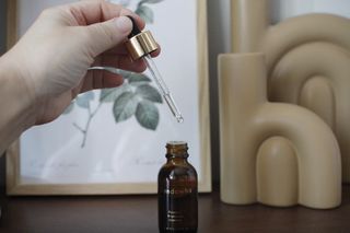 스킨큐어 산다화 비타민c 화이트닝 에센스 30ml — 5점을 준 리뷰어가 2023년 9월 올린 사용 사진