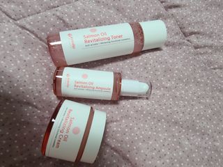 아이앤립 / EYENLIP 아이앤립 연어오일 리바이탈라이징 토너+앰플+크림 3종 세트 — 5점을 준 리뷰어가 2021년 7월 올린 사용 사진