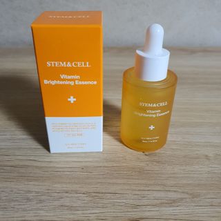 체르엠 스템앤셀 비타민 브라이트닝 에센스 30ml 1개 — 5점을 준 리뷰어가 2022년 3월 올린 사용 사진