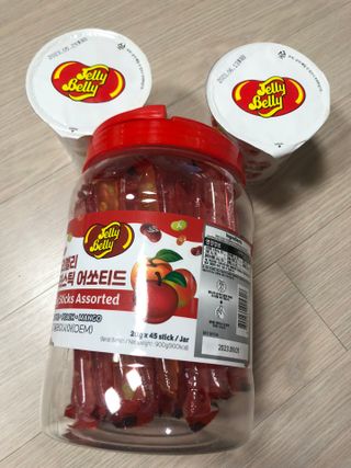 젤리벨리 젤리스틱 어쏘티드 900g — 4.5점을 준 리뷰어가 2022년 10월 올린 사용 사진