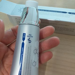 닥터스피지에이 닥터스 피지에이 딥 케어 모이스처라이징 크림 — 5점을 준 리뷰어가 2021년 6월 올린 사용 사진