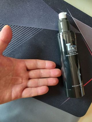 The Fact 더팩트 에이치에프엔 쿨링 안티헤어로스 토닉 젤 150ml — 5점을 준 리뷰어가 2022년 5월 올린 사용 사진