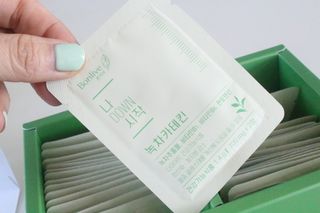 12월 15일 출시, 건강기능식품 브랜드 본리브 나 다운 시작 제품 3종 — 5점을 준 리뷰어가 2021년 2월 올린 사용 사진