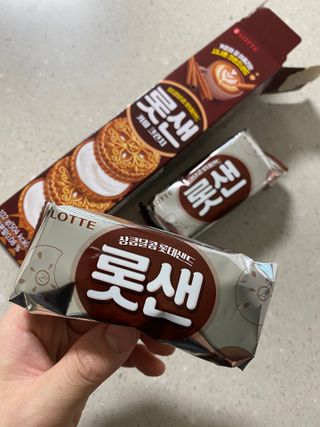 롯데제과 롯샌 카페크런치 — 5점을 준 리뷰어가 2021년 10월 올린 사용 사진