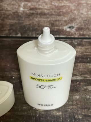 아이레시피 모이스트터치 스포츠 선밀크 50ml (SPF50+ PA+++) — 5점을 준 리뷰어가 2023년 7월 올린 사용 사진