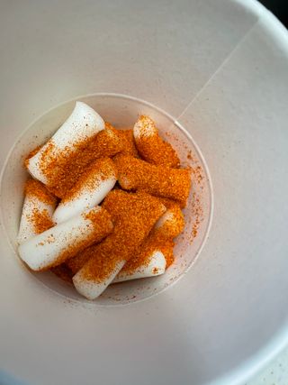 유비쿡 컵떡볶이 매운컵떡볶이2개/ 짜장컵떡볶이 2개  총 4개세트 — 4.5점을 준 리뷰어가 2021년 5월 올린 사용 사진