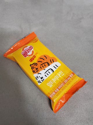 광동제약 [광동] 비타500데일리스틱 70포X2개 + 뚱랑이엽서 + 쇼핑백 증정 — 5점을 준 리뷰어가 2022년 10월 올린 사용 사진