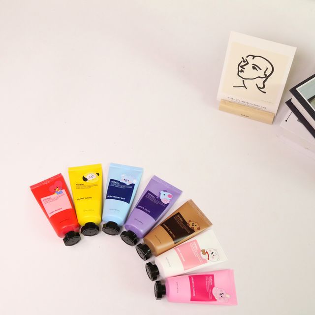 쿤달 BT21 시어버터 앤 마카다미아 퓨어 핸드크림 50ml 7구 기프트 세트 리뷰 사진