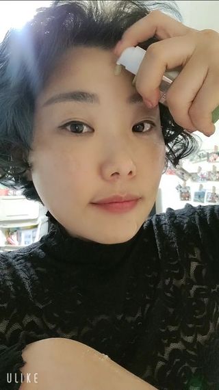 김정문알로에 큐어 큐어 알로에 리프레쉬 젤리 세럼, 큐어 알로에 하이드로 젤리 크림 — 5점을 준 리뷰어가 2021년 2월 올린 사용 사진